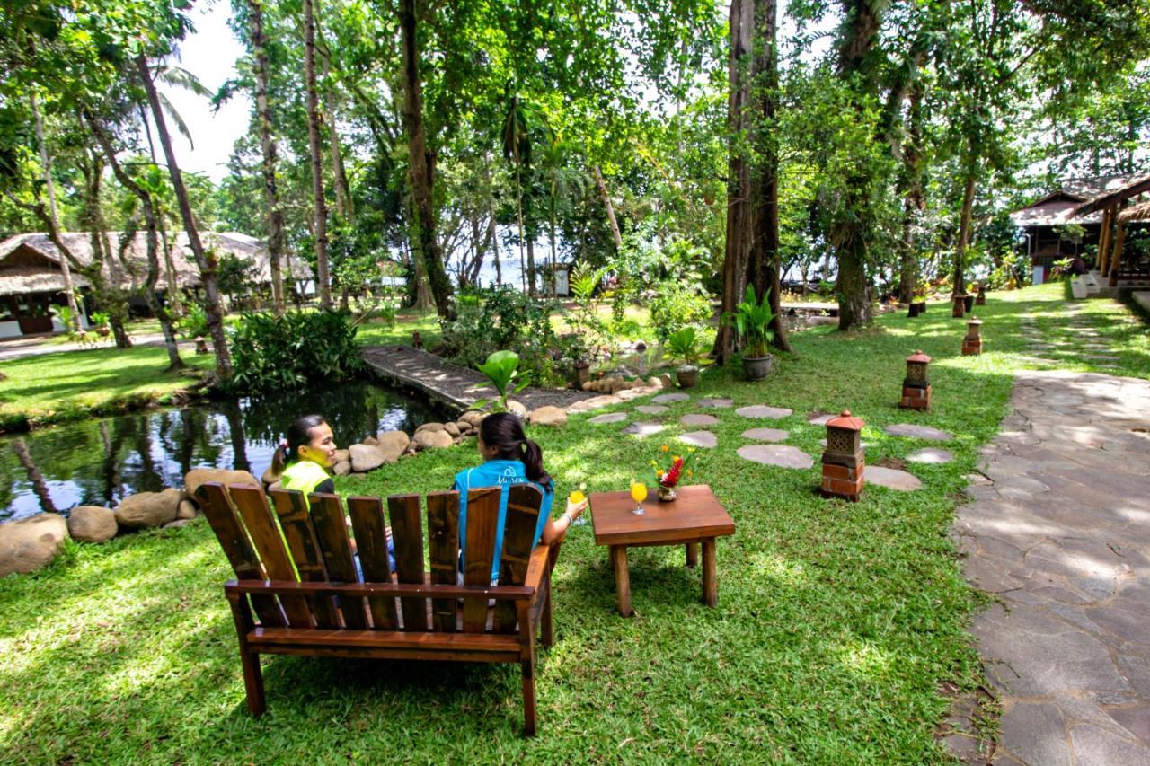 Murex Dive Resort Manado Extérieur photo